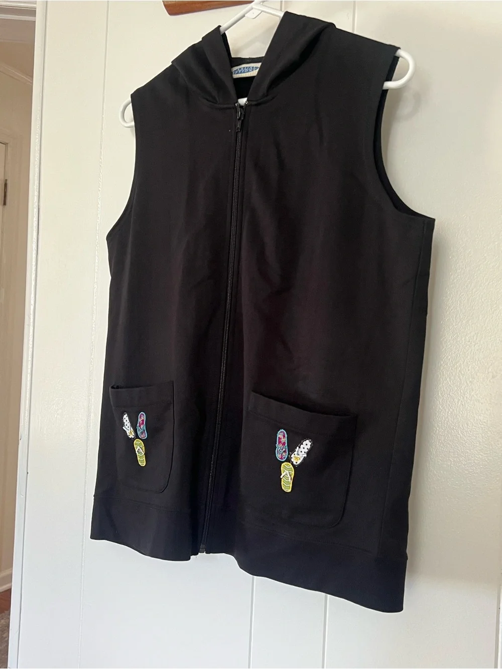 Beaded Flip Flop Hooded Sleeveless Swimsuit Cover-UP Size Medium Black